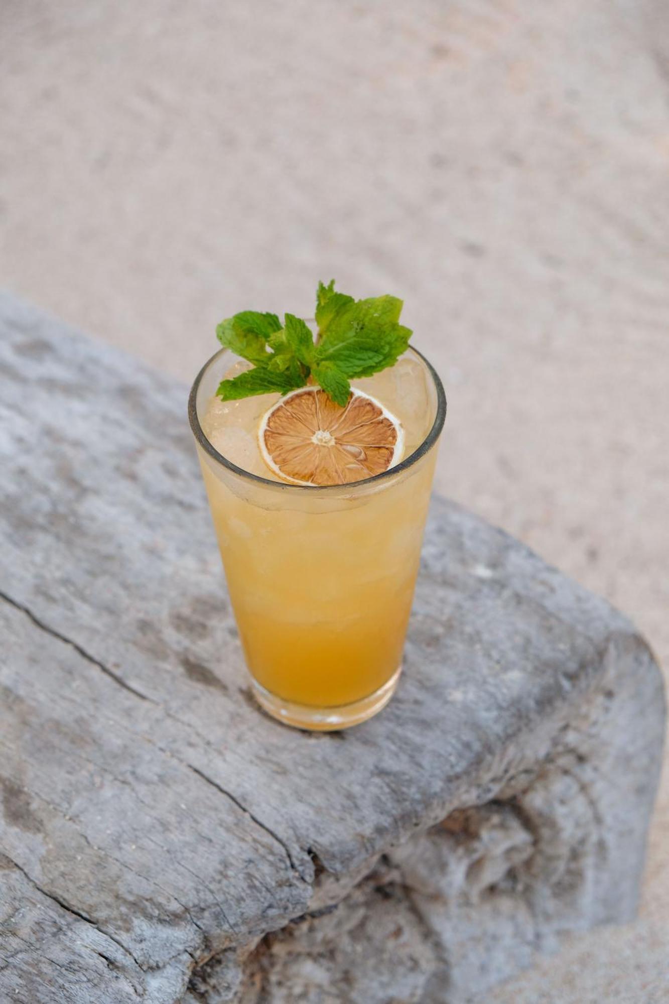 Hotel Le Pirate Gili Meno - Adults Only Exterior foto
